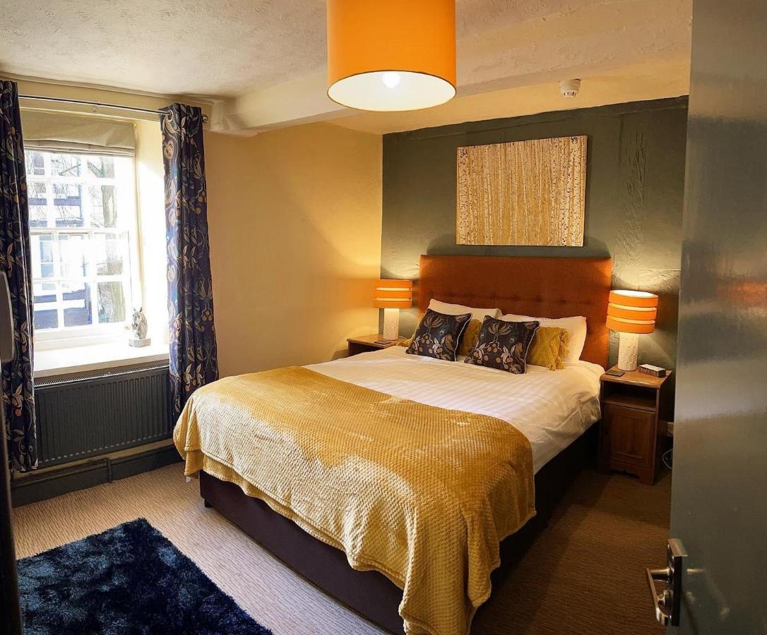 The Coach And Horses Inn Chepstow Eksteriør billede