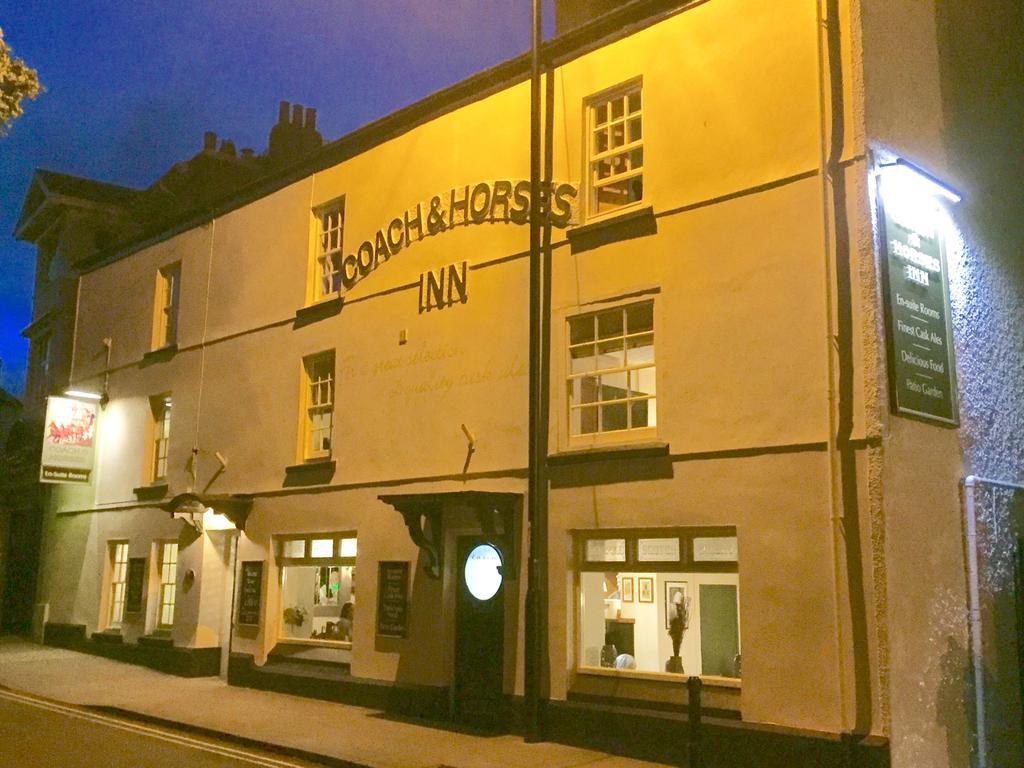 The Coach And Horses Inn Chepstow Eksteriør billede