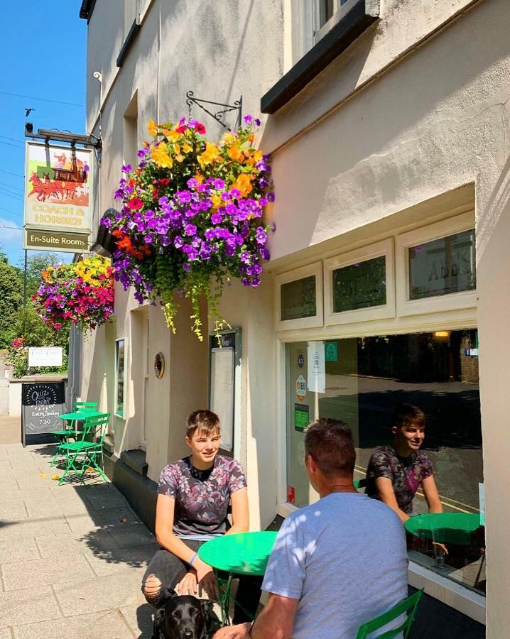 The Coach And Horses Inn Chepstow Eksteriør billede